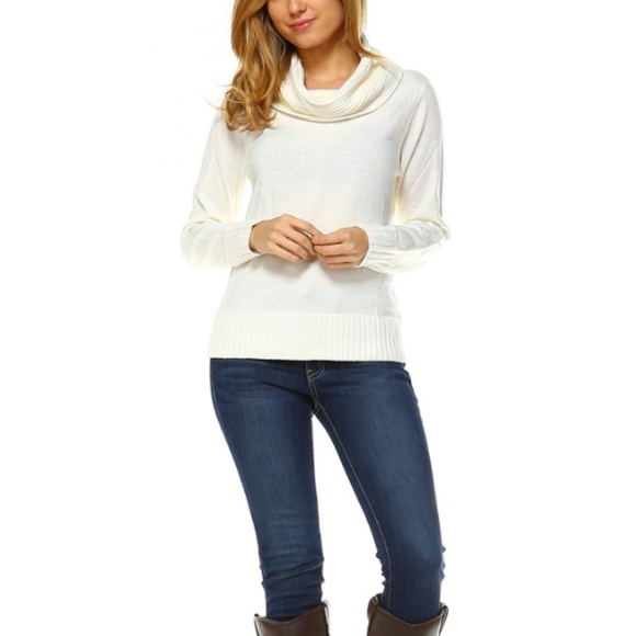 Women's Turtle Neck Sweater - Picture 1 of 4